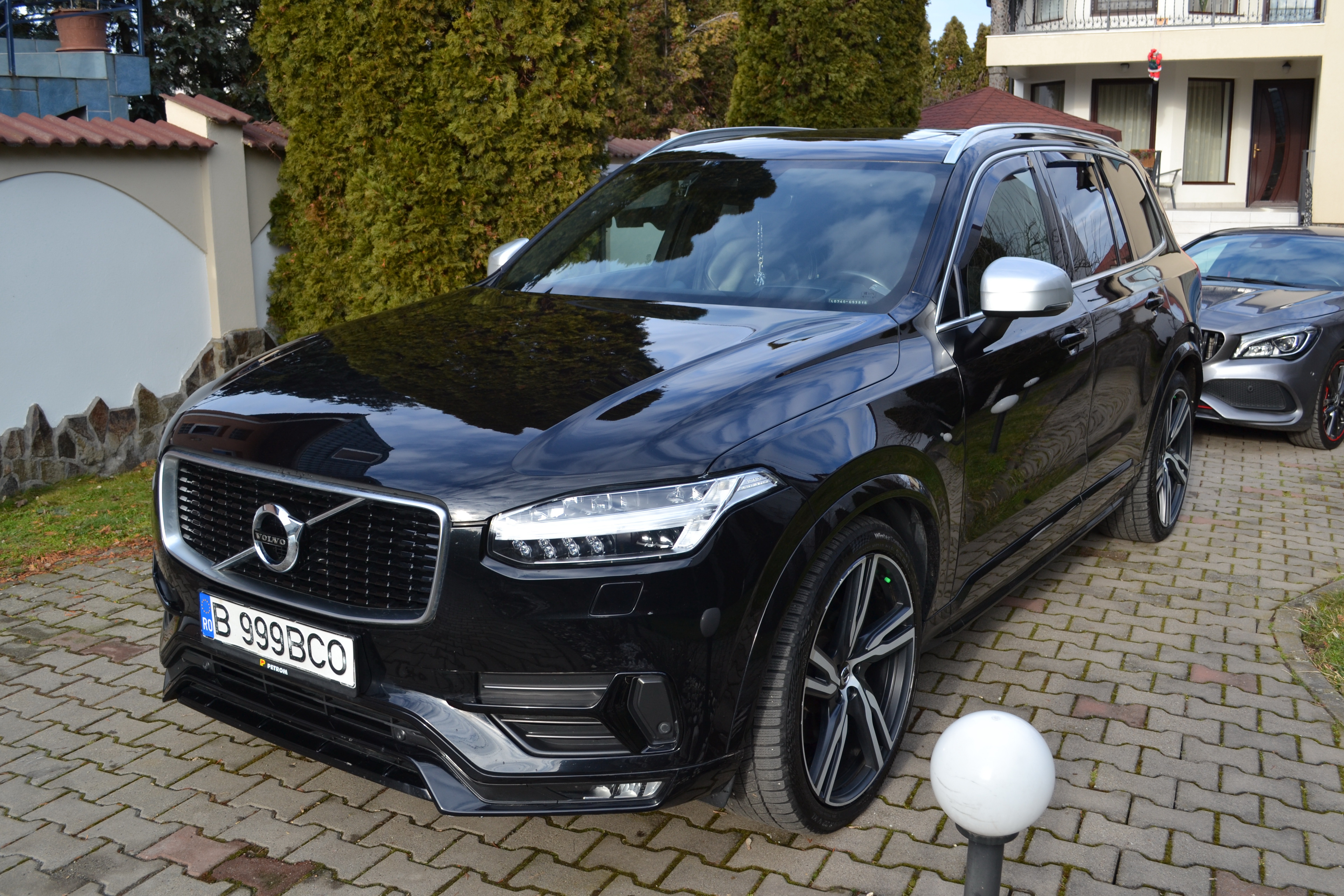 Volvo XC 90 R-DESIGN 2.0 BENZINA FULL EXTRA EURO6