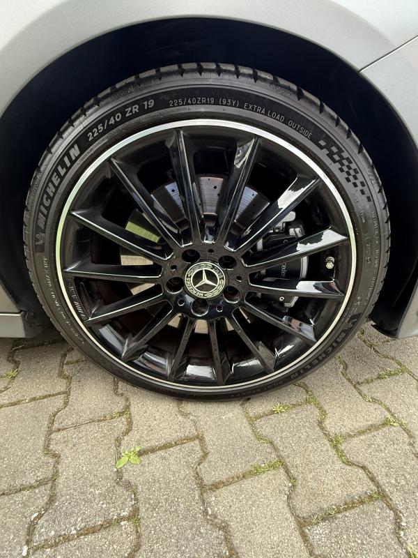 Mercedes-Benz CLA 250 AMG-Line 4MATIC